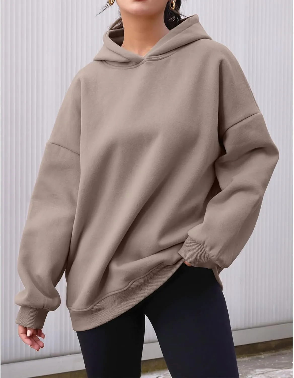 Womens Oversized Hoodies Casual Long Sleeve Hooded Sweatshirts Soft Comfy Solid Fleece Pullover Tops with Pocket